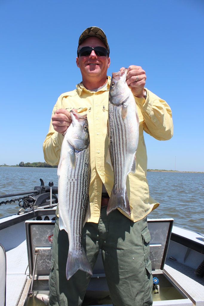 Lake Texoma Fishing Guides-Jerry Smith's Striper Fishing Guide Servcie